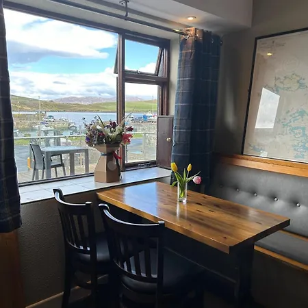 ベッド・アンド・ブレックファスト Oliver's Seafood Bar, Cleggan