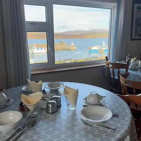 Oliver's Seafood Bar, 2* Cleggan